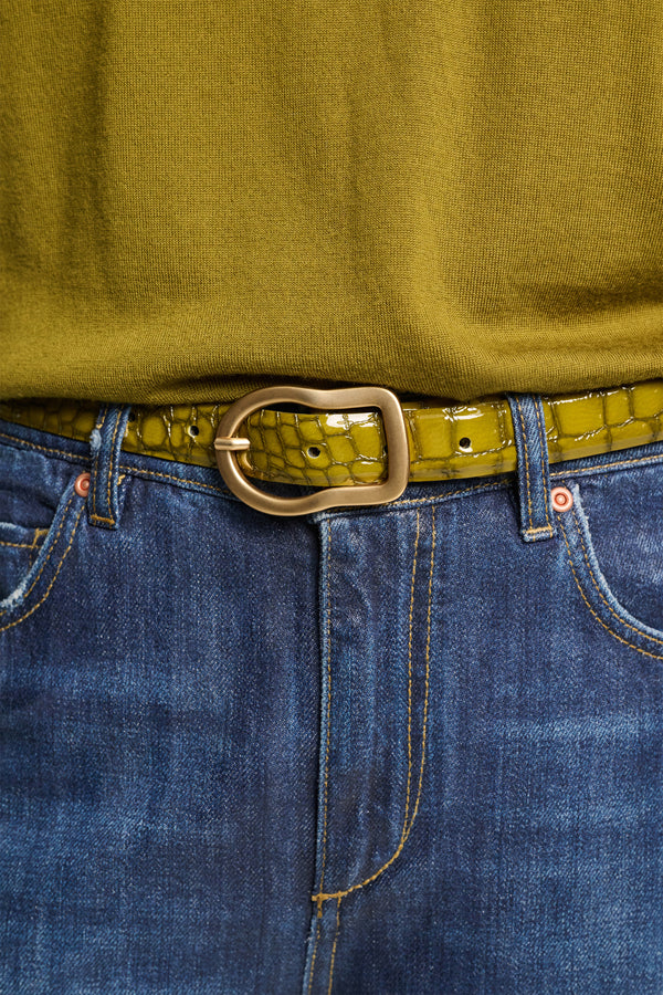 Dorothee Schumacher Reversible Belt With Signature Buckle in Leguan Green