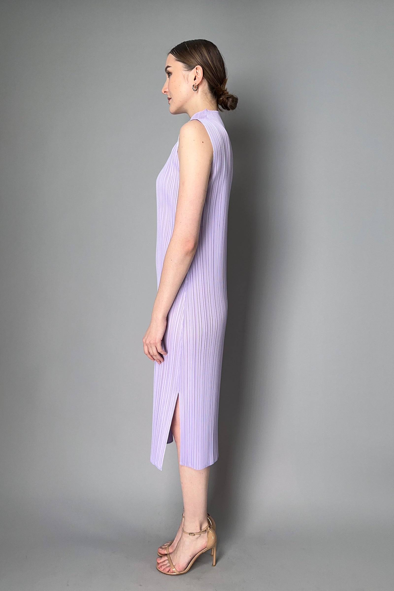 Pleats Please Issey Miyake Monthly Colors: April Sleeveless Dress in L –  Ashia Mode