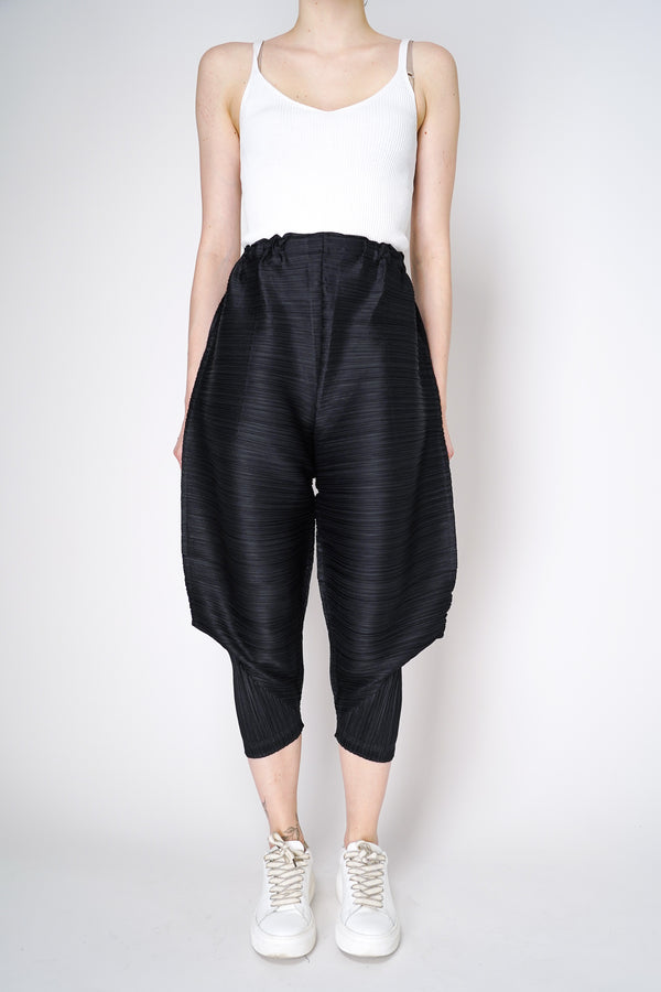 Pleats Please Issey Miyake Thicker Bounce Pants with Tapered Ankle in Black Vancouver. Shop Online or in Store. 