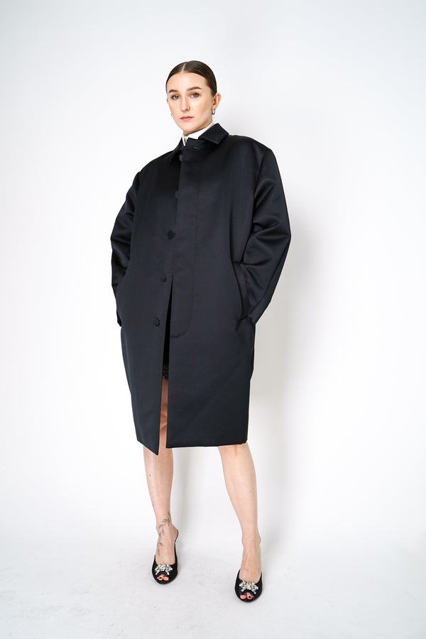 Philosophy di Lorenzo Serafini Duchess Satin Coat in Black