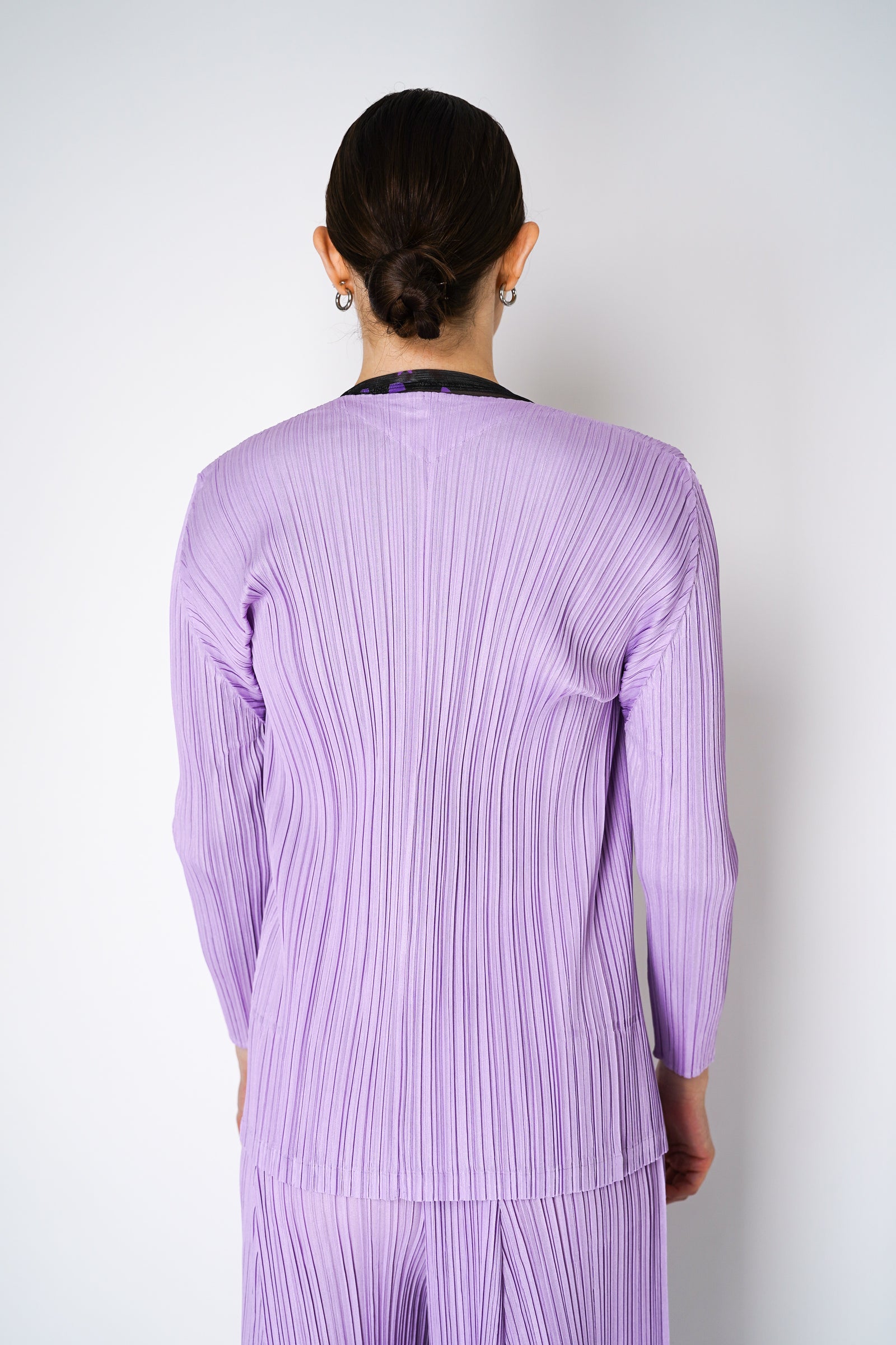 Pleats Please Issey Miyake Mellow Pleats Open Front Cardigan in Lilac –  Ashia Mode