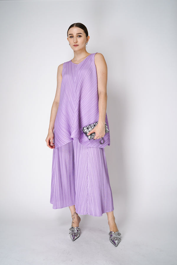 Pleats Please Issey Miyake Mellow Pleats Tunic in Lilac Vancouver. Shop Online or in Store. 